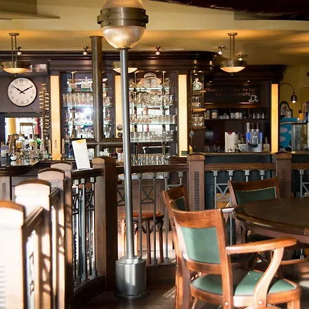 Landessportschule Otel Bad Blankenburg